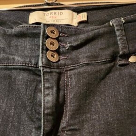 TORRID jegging dark wash skinny denim high rise jeans size 20T tall - Picture 6 of 9